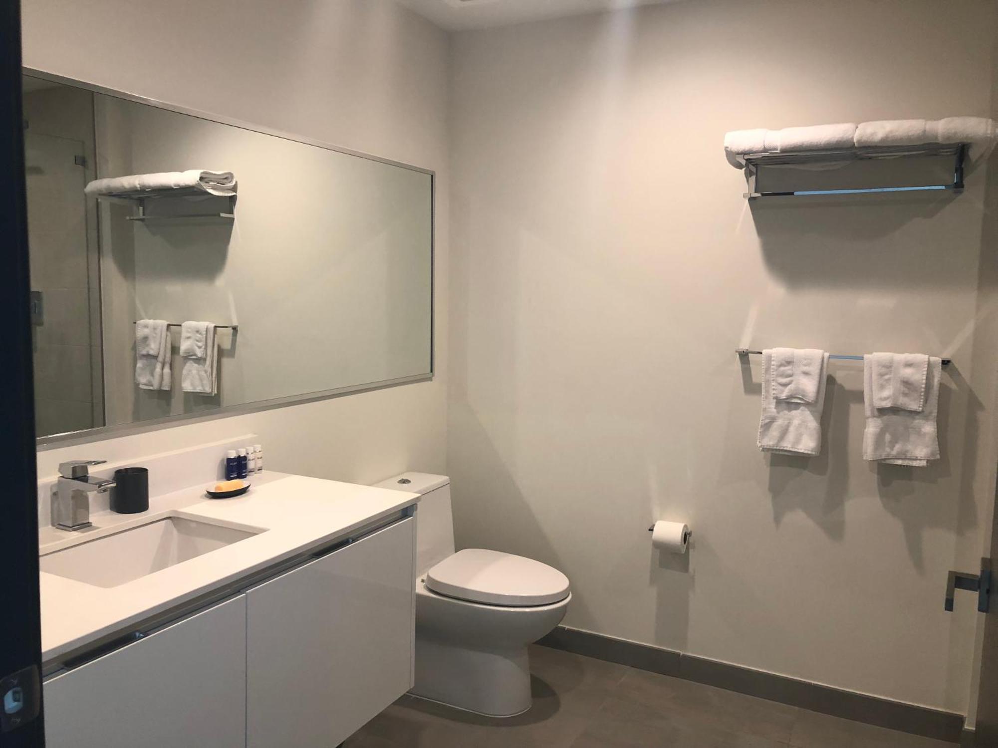 Hollywood Studios Condo Costa Bilik gambar