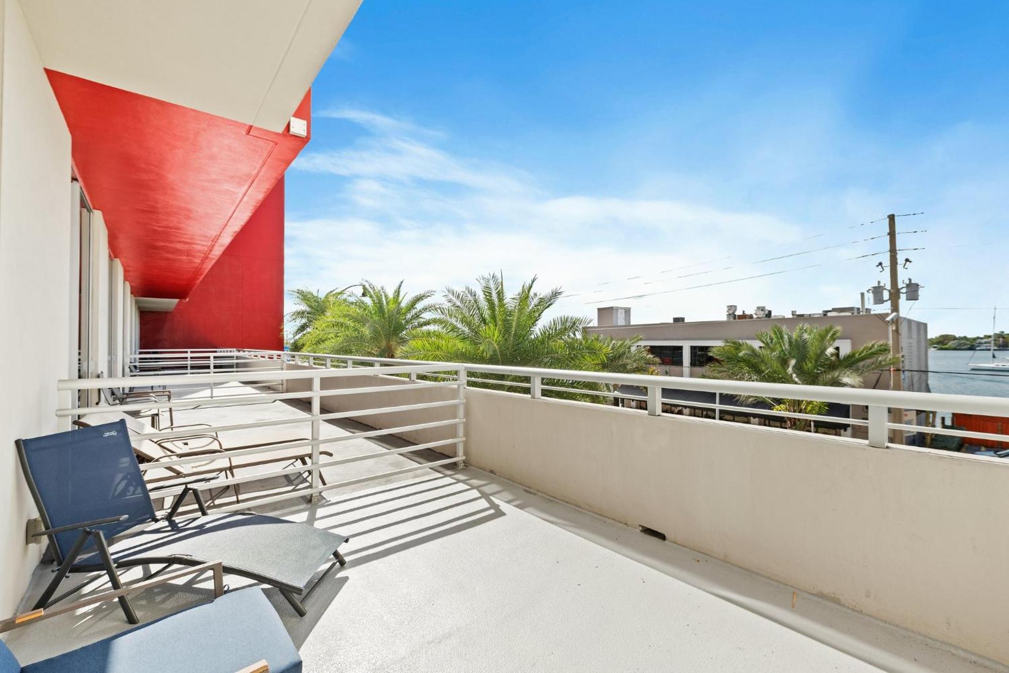 Hollywood Studios Condo Costa Luaran gambar