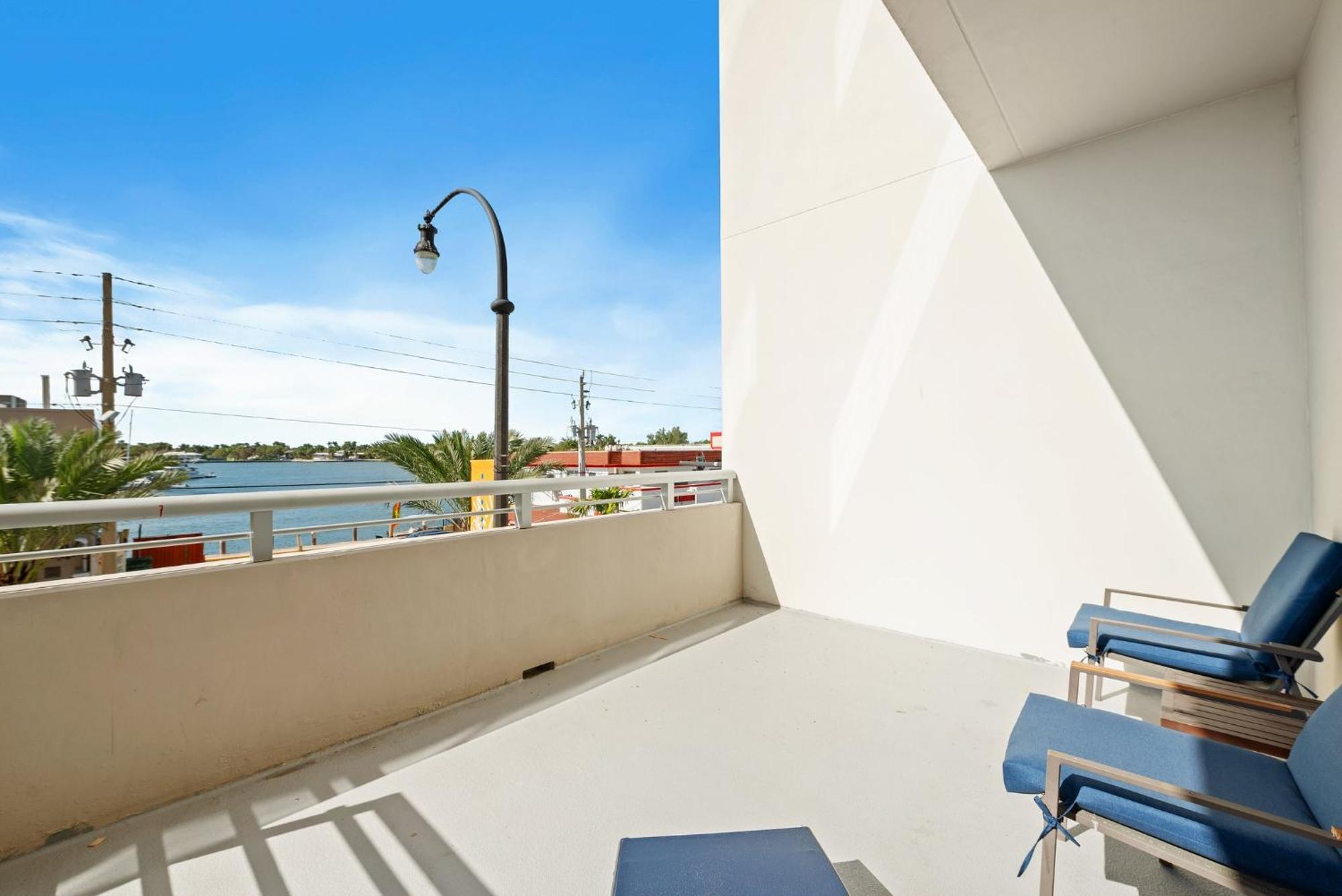 Hollywood Studios Condo Costa Luaran gambar